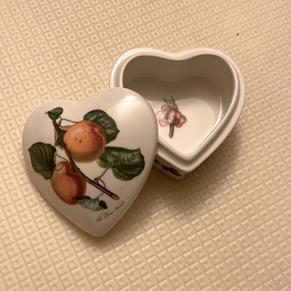 Portmeirion Pamona Heart Shape Trinket Box. Made in Britain